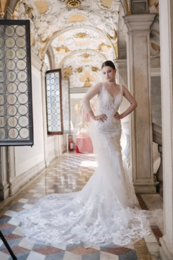 Clementina Couture Christina #2 thumbnail